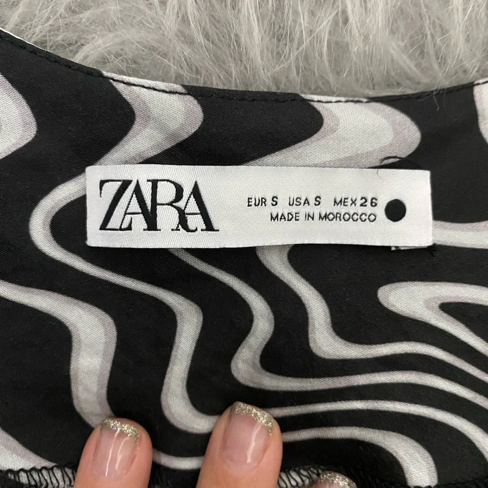 Black and white Zara silky dress - Picture 2 of 4